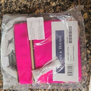 Dooney & Bourke cross body purse